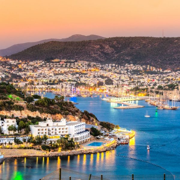 Izmir Adnan Menderes Airport – Bodrum Transfer