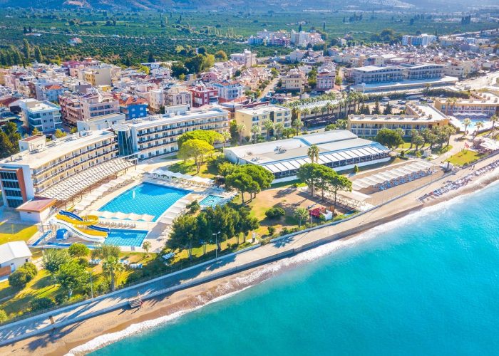 Izmir Adnan Menderes Airport - Gumuldur Transfer